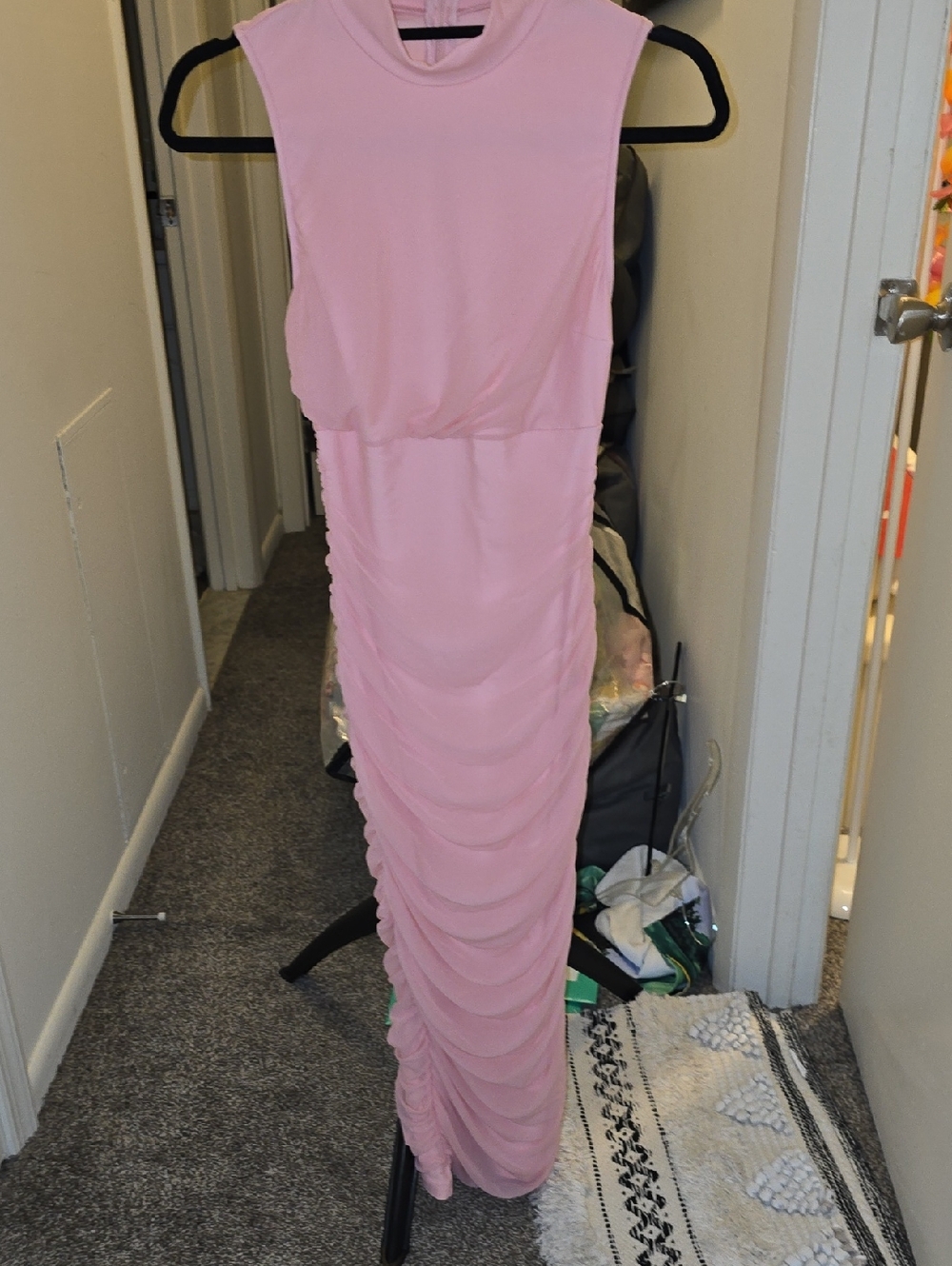 NWOT Sleeveless Light Pink Ruched Maxi Dress